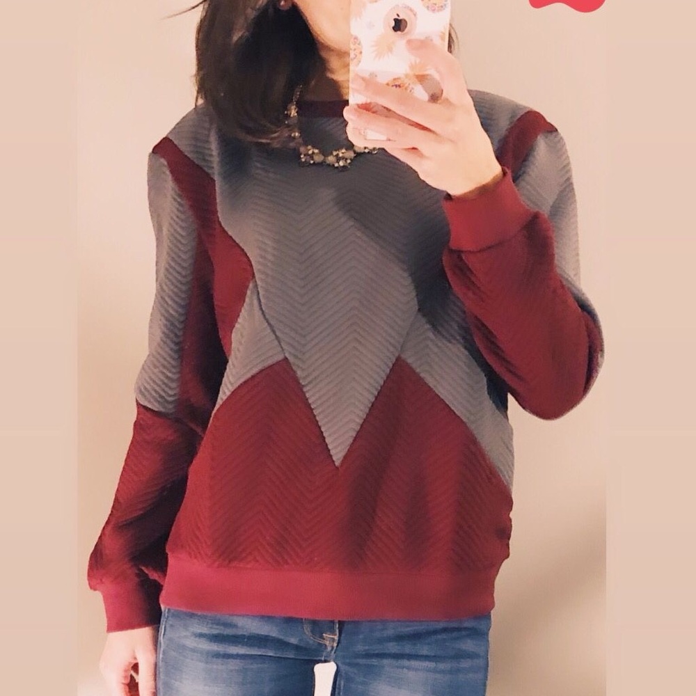 Beulah Wine Quilted Crewneck